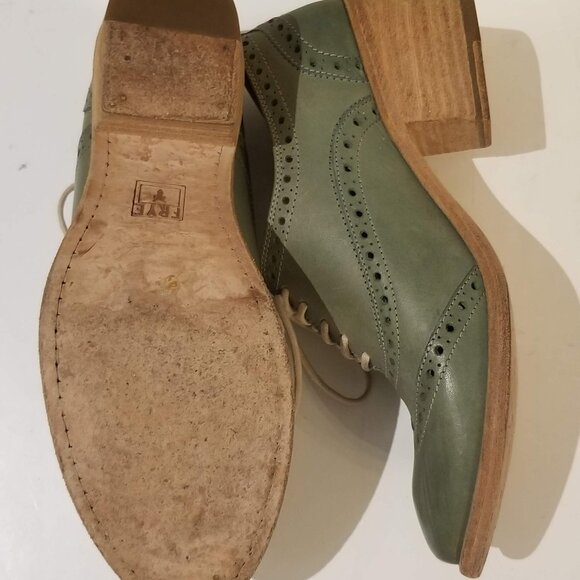 Fabulous Frye wingtips, size 7.5 B - Picture 7 of 9